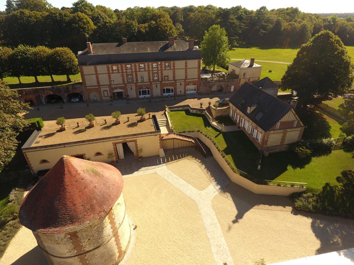 Hotel Domaine De Montchevreuil Fresneaux-Montchevreuil Exterior foto