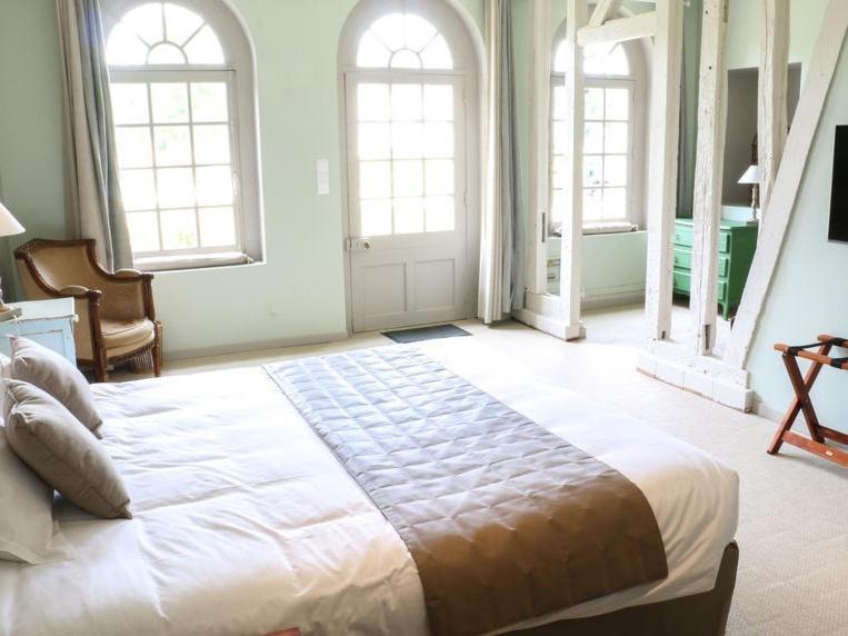 Hotel Domaine De Montchevreuil Fresneaux-Montchevreuil Zimmer foto